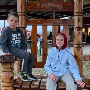 Meet your Posher, Angela